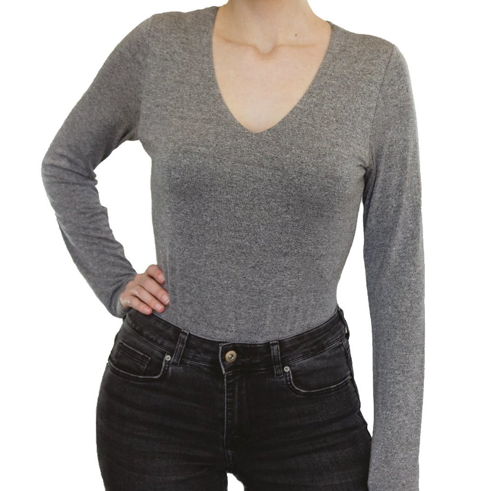 ✨ Revamped Grey Long Sleeve Bodysuit
